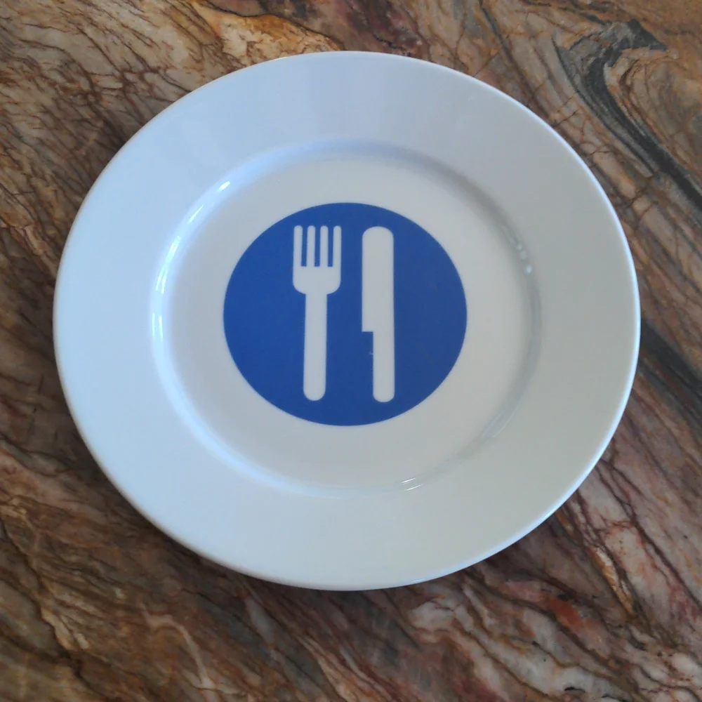 Crate & Barrel Dinner Plate dish